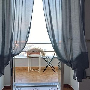 Camera grande con letto king size